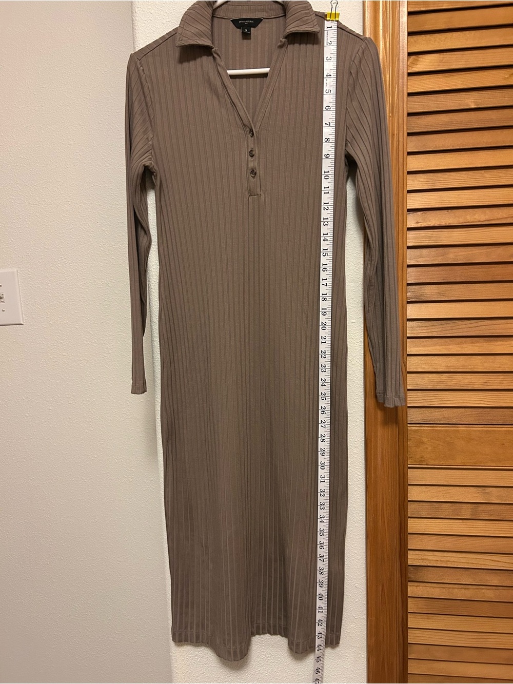 Banana Republic Wide-Ribbed Knit Long-Sleeve Midi Dress, Size S - Picture 3 of 5